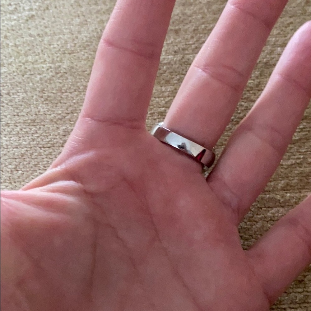 Ring - Picture 2 of 3